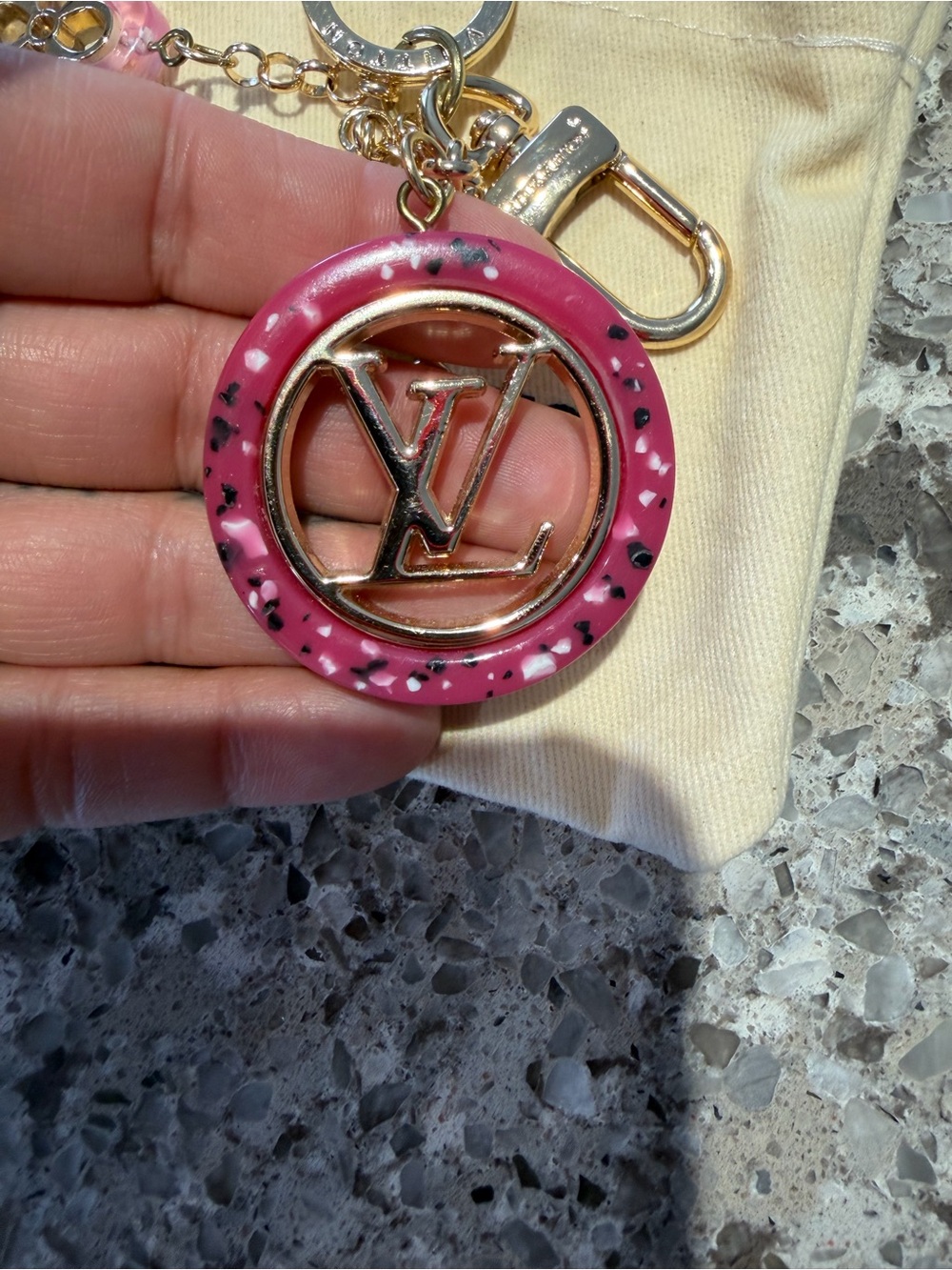 Louis Vuitton Pink & Gold Monogram Flower Key Holder Charm - Picture 9 of 14